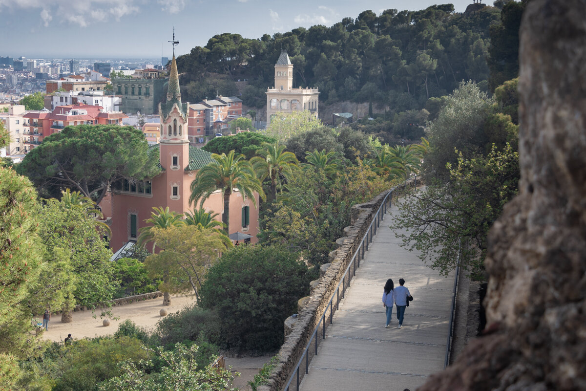 Allée d'un parc Guell