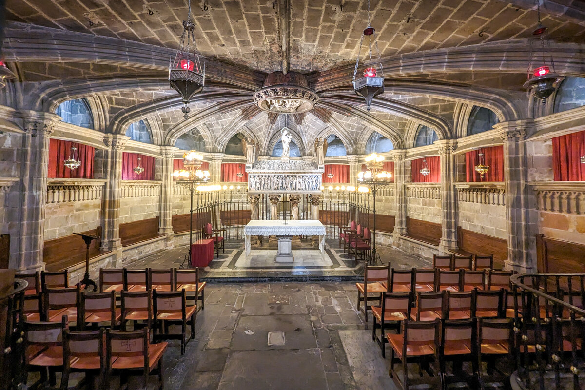 Crypte de la cathédrale de Barcelone