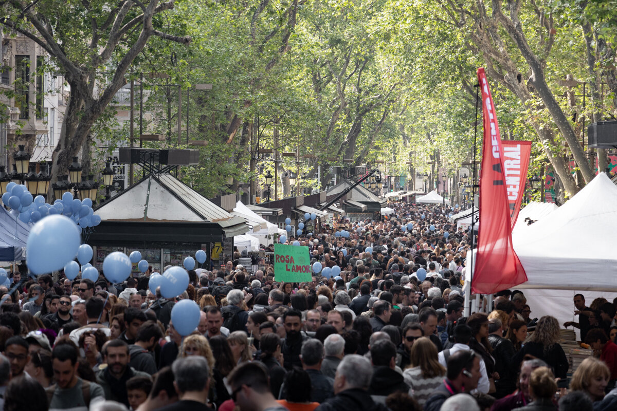 Foule sur la Rambla de Barcelone